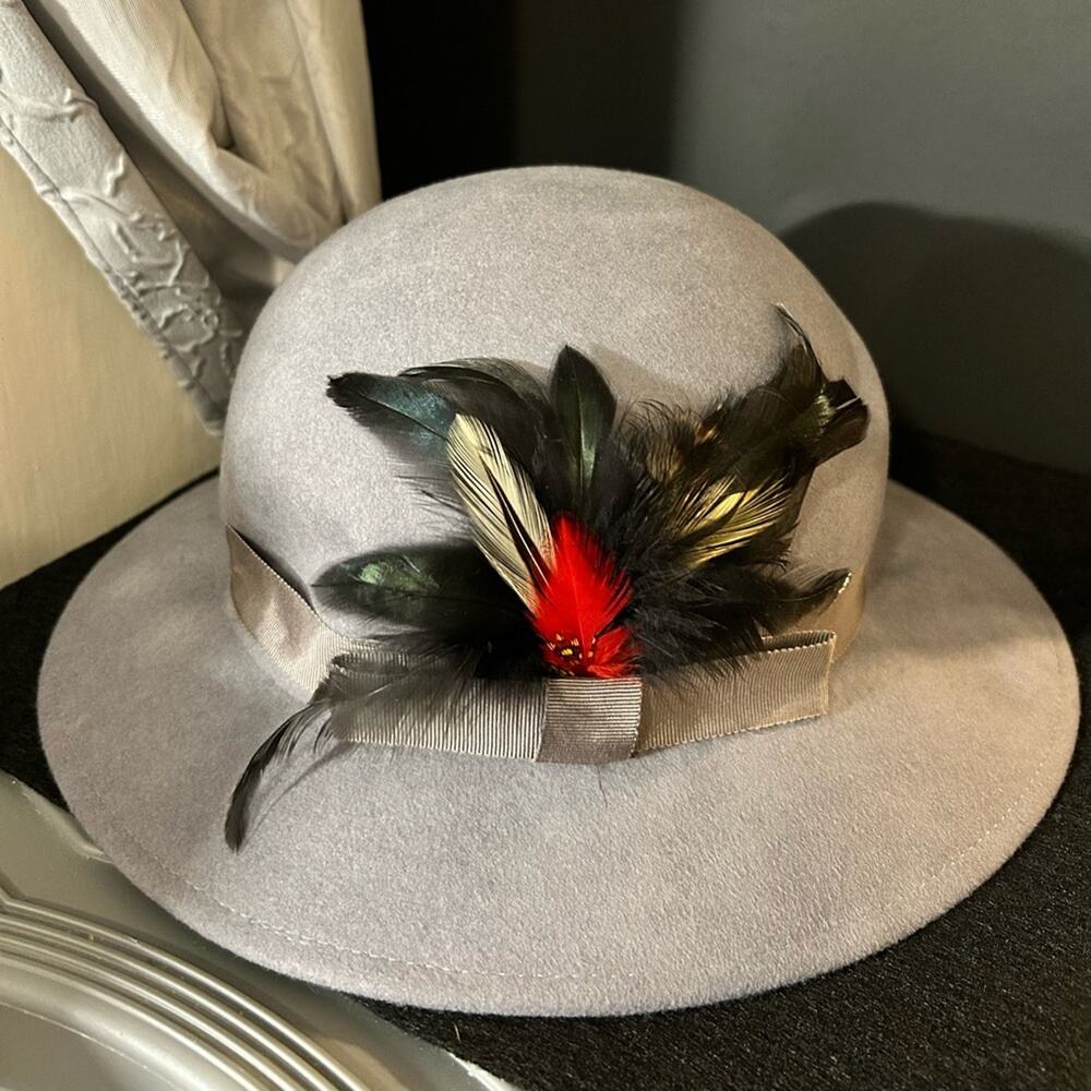 Vintage George Bollman & Co Doeskin Wool Felt Hat With Real Feather Detail - Picture 3 of 6